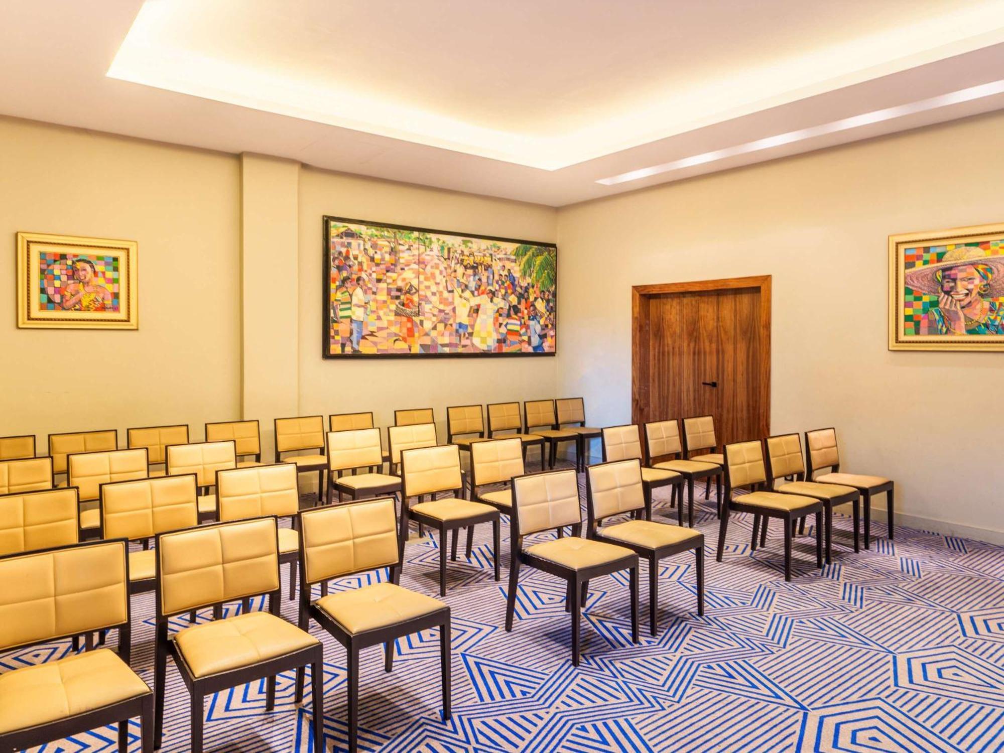 Moevenpick Hotel Abican Dış mekan fotoğraf