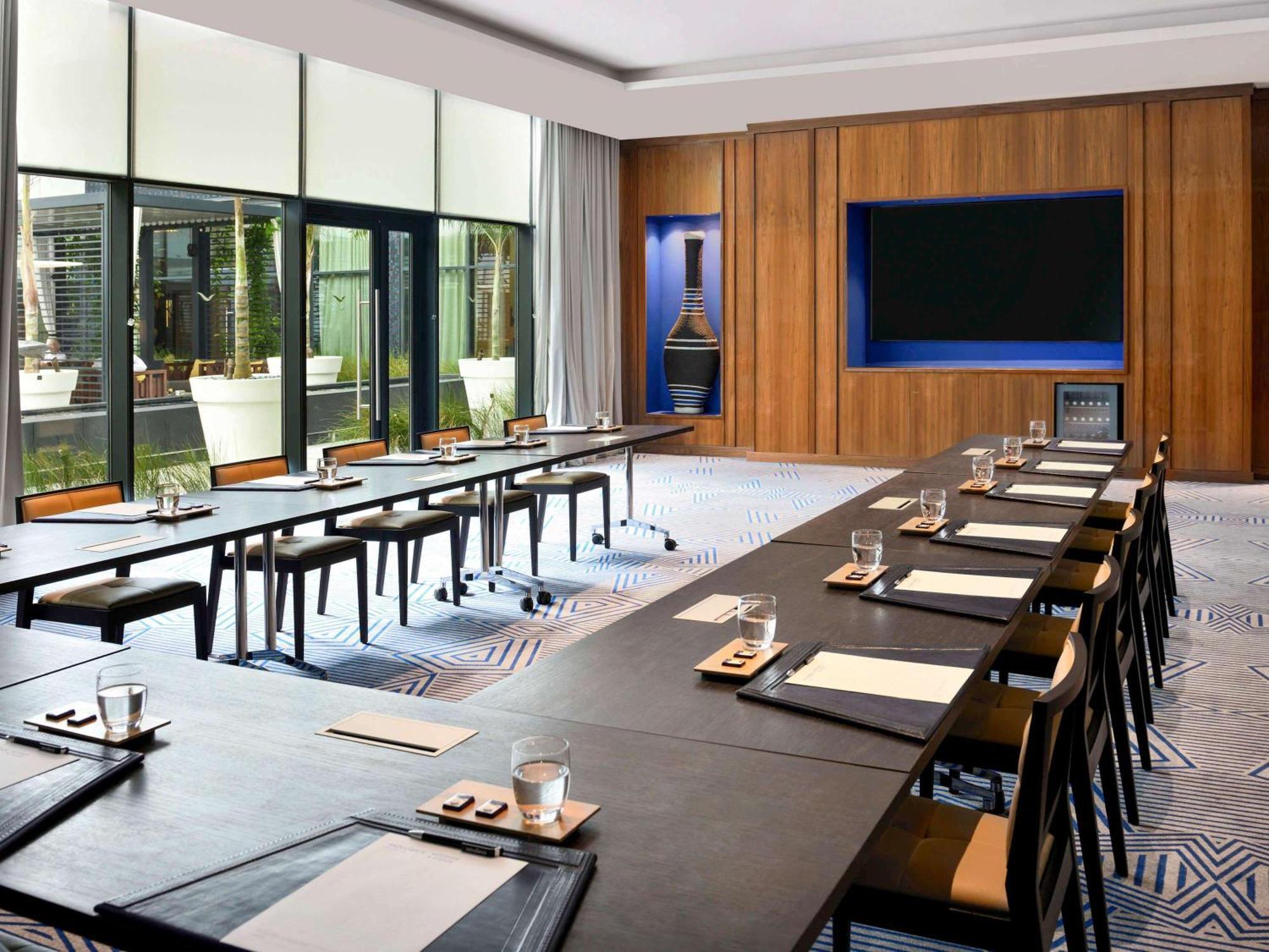 Moevenpick Hotel Abican Dış mekan fotoğraf